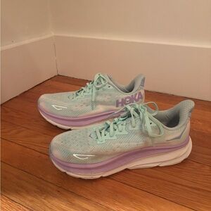Hoka One One Mint and Lavender Shoes Clifton 9